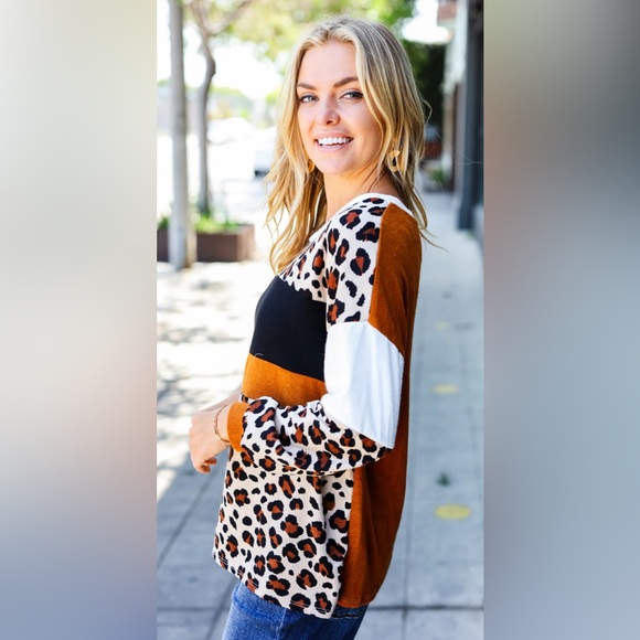 NWT Haptics RUST ANIMAL COLOR BLOCK TOP - Picture 6 of 6